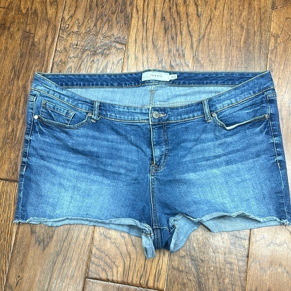 Torrid shorty shorts
